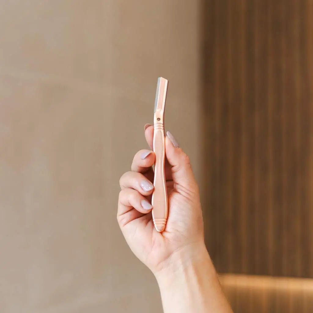 Dermaplaner eyebrow razor m/5 ekstra barberblad - Mint grønn - fra Lev Logisk