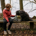 Haps hundeflaske - isolert med skål - Lev Logisk