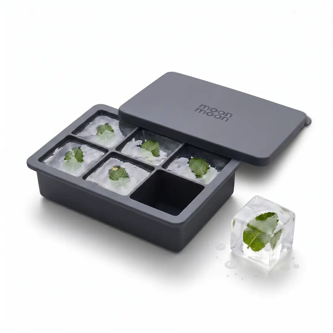 Isbitform i silikon med lokk – 6 ekstra store isbiter fra Lev Logisk