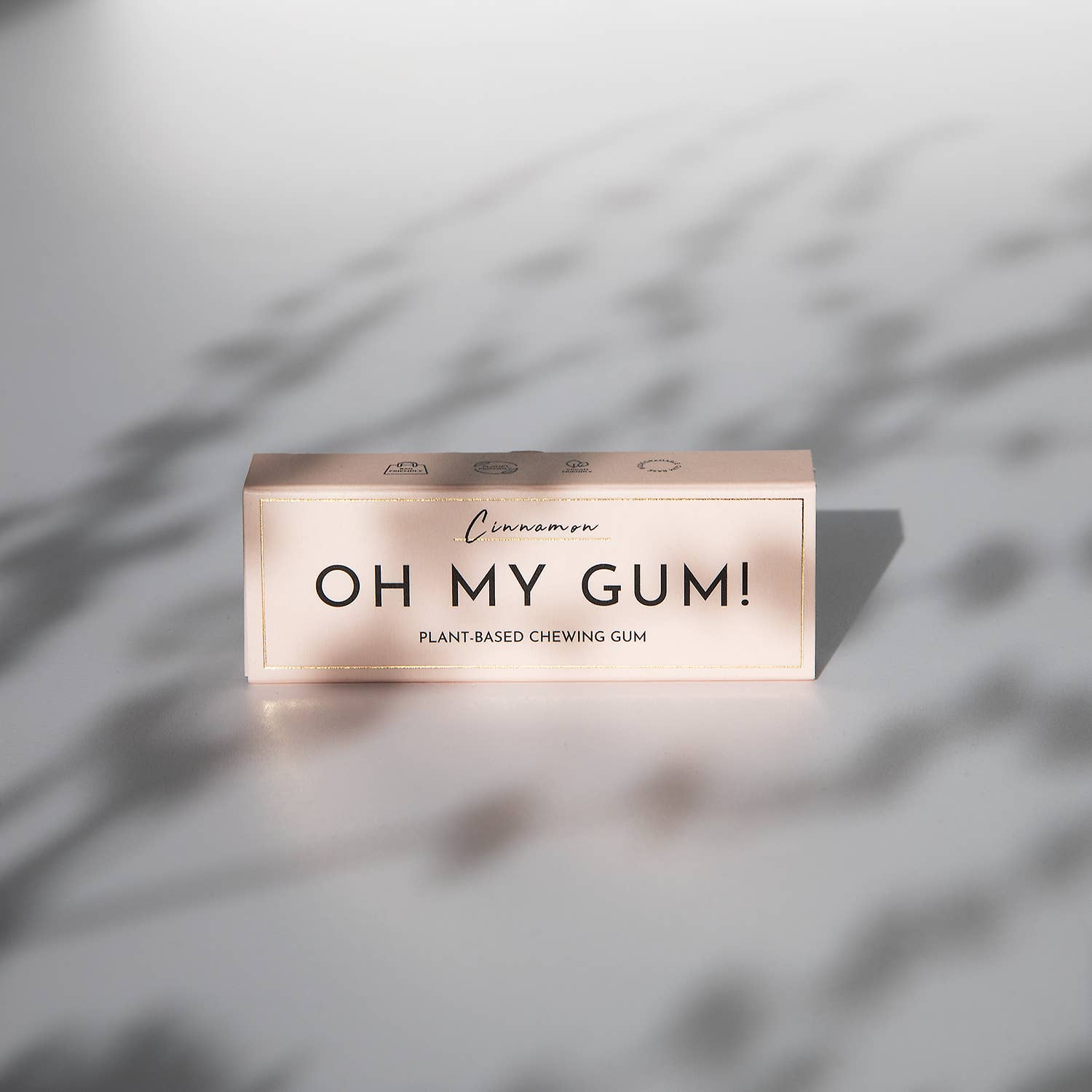 OH MY GUM! - CINNAMON CHEWING GUM fra Lev Logisk