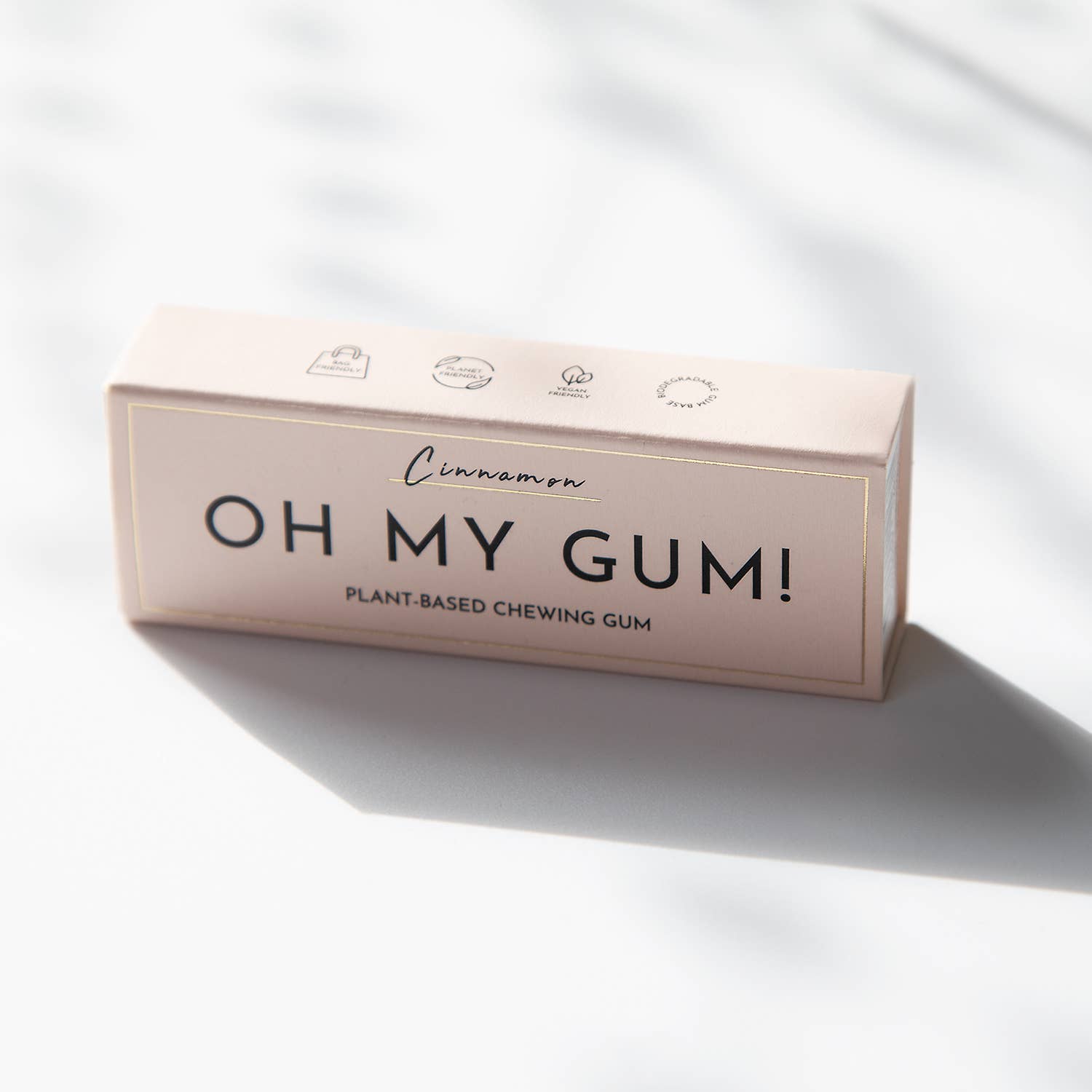 OH MY GUM! - CINNAMON CHEWING GUM fra Lev Logisk