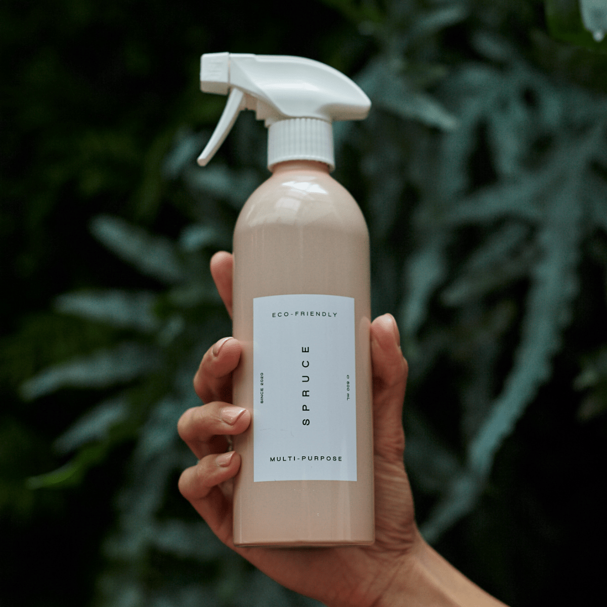 Spruce Multipurpose Cleaner Starter Kit fra Lev Logisk