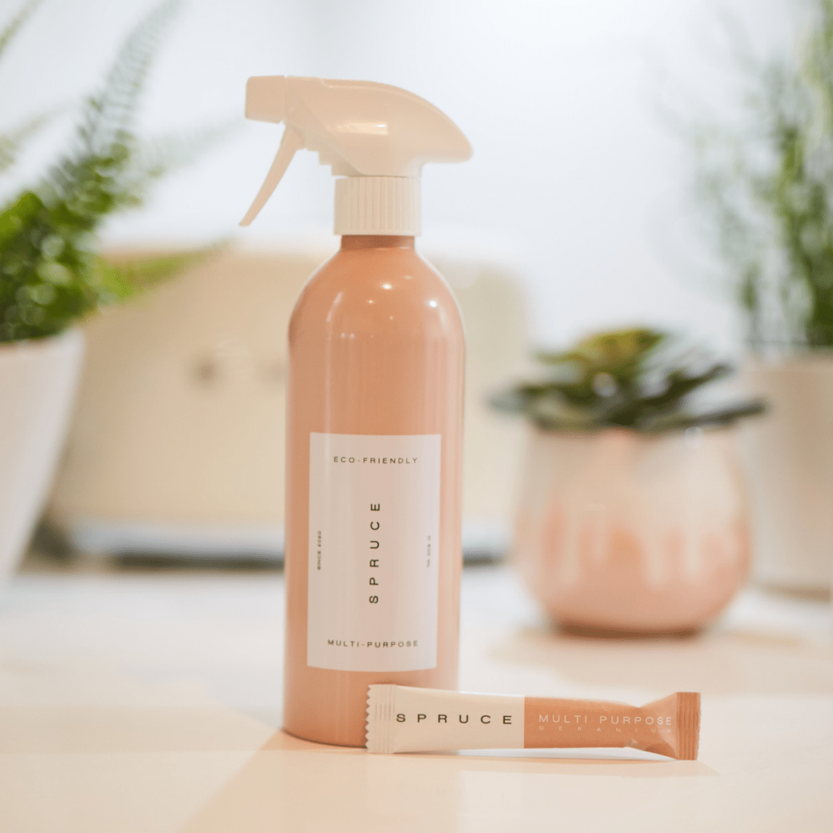Spruce Multipurpose Cleaner Starter Kit fra Lev Logisk
