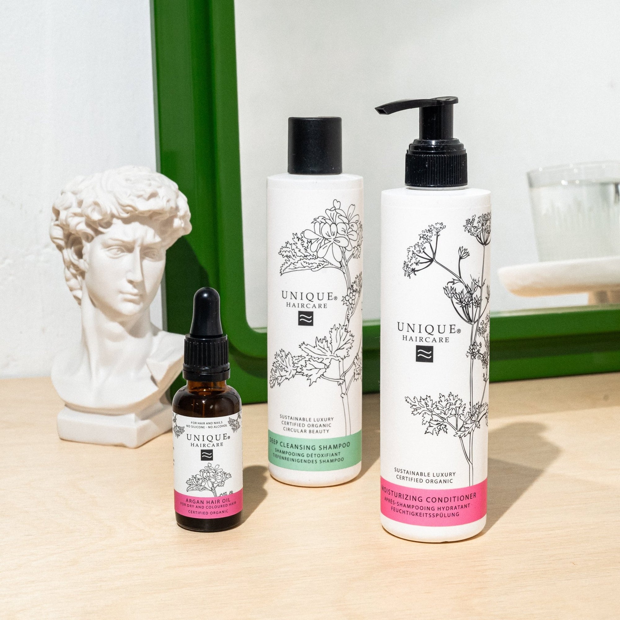 Unique deep cleansing sjampo - Økologisk - 250ml - Lev Logisk