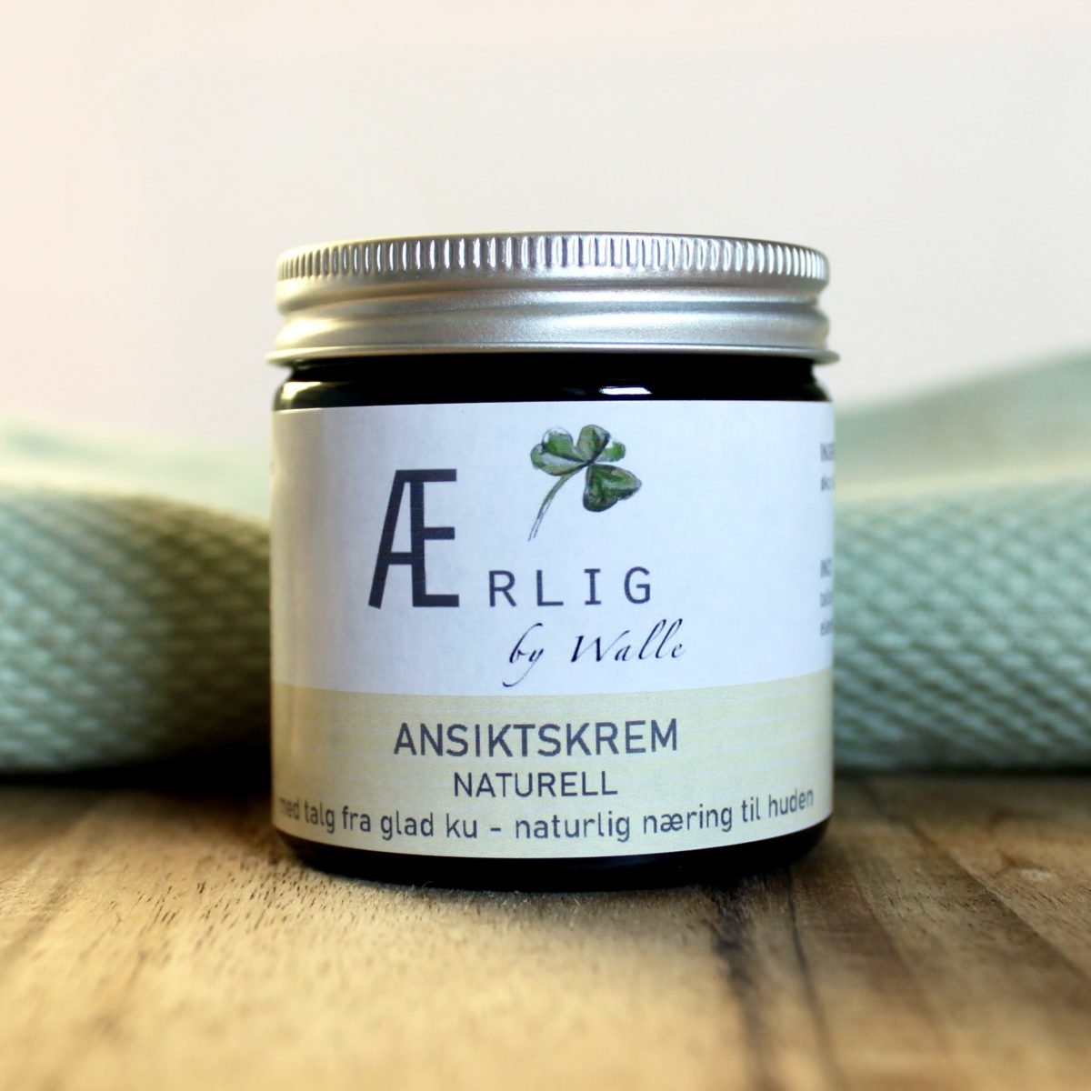 Ærlig by Walle Ansiktskrem naturell 60 ml - Lev Logisk